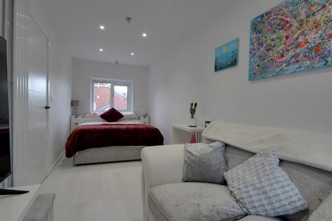 31 Appledore Close, Hull, HU9 1PZ