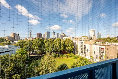 2 bedroom flat for sale, Deverell Street, London Bridge, London, SE1