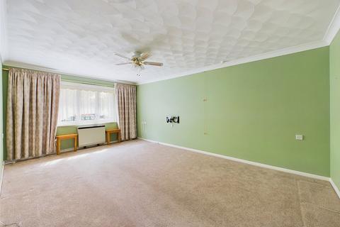 1 bedroom retirement property for sale, Newland Street, Witham, Essex, CM8