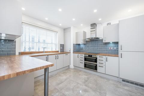 4 bedroom flat to rent, Cabbell Street London NW1