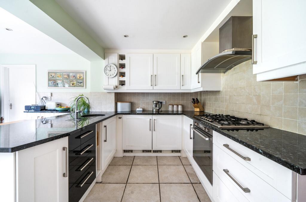 Kitchen Family Room