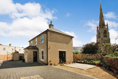 3 bedroom detached house for sale, Market Place, Peterborough PE7