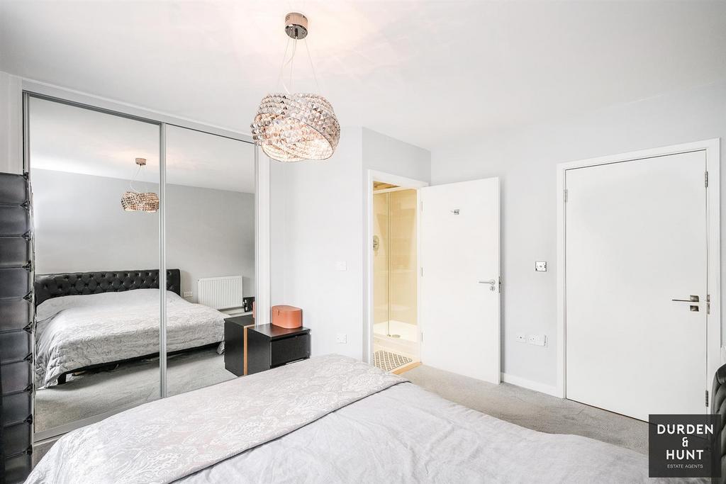 Charlock Close-21.jpg