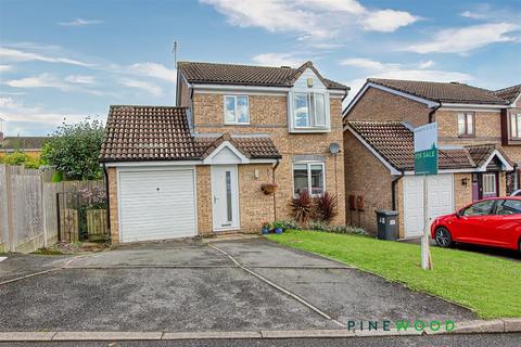 3 bedroom detached house for sale, Oak Road, Chesterfield S42