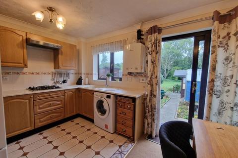 3 bedroom semi-detached house for sale, Oakfields, Loddon