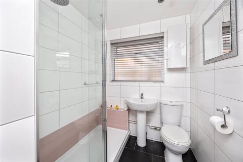 28 Bramber Close, Sompting, Lancing, BN15 0JA