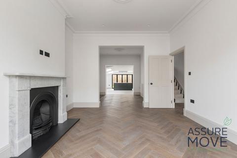 4 bedroom terraced house for sale, Florence Road, London, N4