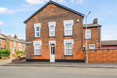 1 Ashmere Grove, Ipswich, IP4 2RE