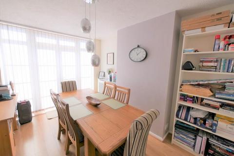 40 Rosecroft Road, Ipswich, IP1 6AP