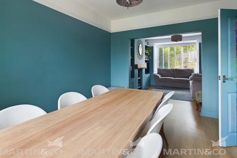 224 Tickhill Road, Doncaster, DN4 8QS