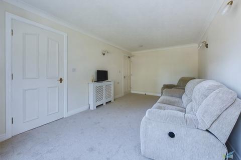 1 bedroom apartment for sale, Heathdale Manor, Wirral CH63