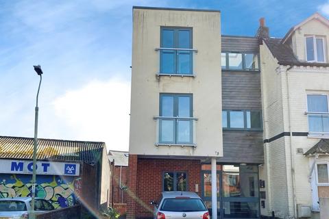 2 bedroom apartment to rent, Howell Road, Exeter