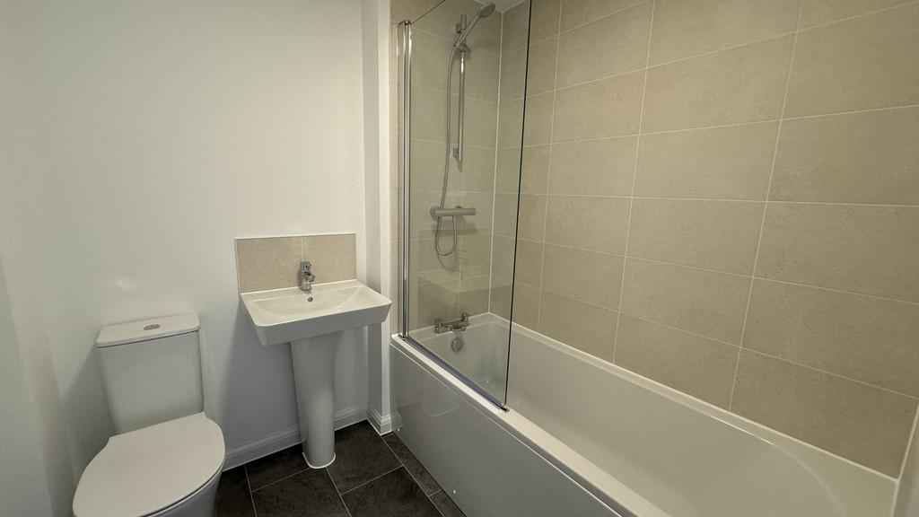 Family bathroom