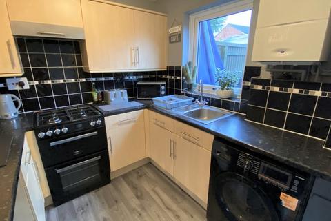 2 bedroom end of terrace house for sale, Ludlow Close, Westbury