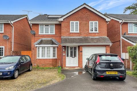 4 bedroom detached house for sale, Woodman Mead, Warminster