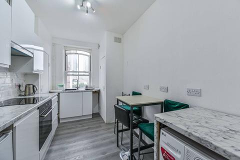 1 bedroom flat for sale, Victoria House, Vauxhall, London, SW8