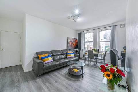 1 bedroom flat for sale, Victoria House, Vauxhall, London, SW8