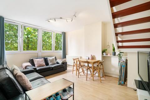 4 bedroom flat to rent, Thomas Baines Road, Battersea SW11