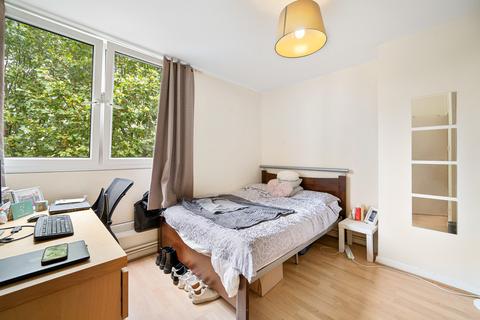 4 bedroom flat to rent, Thomas Baines Road, Battersea SW11