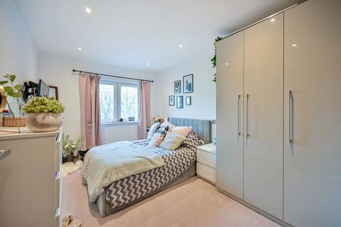 2 bedroom flat for sale, Sesame Apartments, Holman Road, Battersea, London, SW11