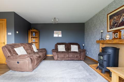 3 bedroom detached house for sale, Tybee, Main Street, Castletown, Thurso, Highland. KW14 8SS