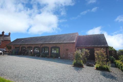 4 bedroom barn conversion to rent, Lower Sutton, Newport