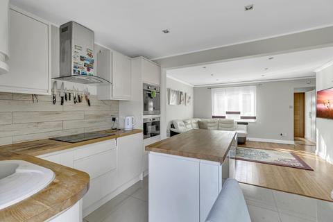 7 Horton Road, Colnbrook, Slough, SL3 0LN