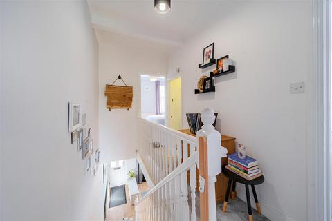 45 Miles Road, Mitcham, CR4 3DA