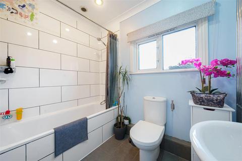 45 Miles Road, Mitcham, CR4 3DA