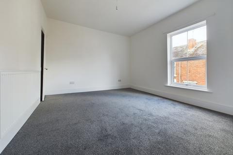 2 bedroom terraced house to rent, Belgrave Street, Chester