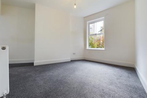 2 bedroom terraced house to rent, Belgrave Street, Chester