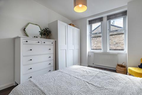 2/1, 13 Kennoway Drive, Glasgow, G11 7UA