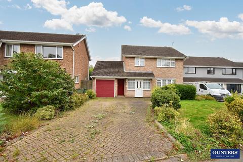 3 bedroom detached house for sale, Tendring Drive, Wigston