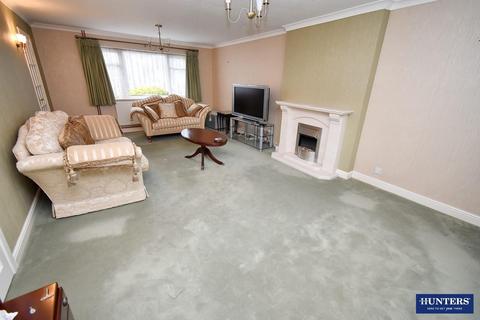 3 bedroom detached house for sale, Tendring Drive, Wigston