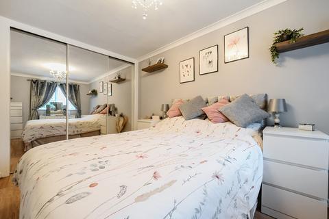 59 Rosewarn Close, Bath, BA2 1PB