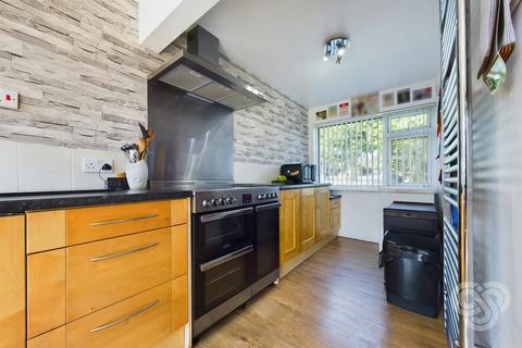 8 Corsham Place, Marchington, Uttoxeter, ST14 8LU