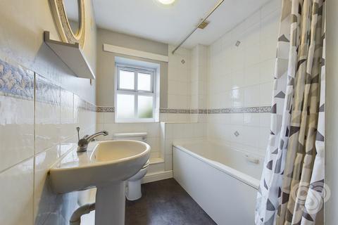 1 Ashbrook Close, Uttoxeter, ST14 8UL