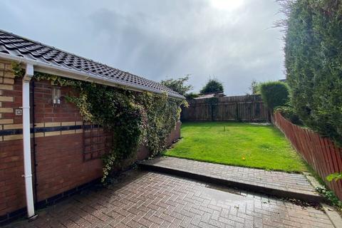1 Ashbrook Close, Uttoxeter, ST14 8UL