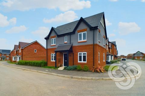 Larches Avenue, Tatenhill