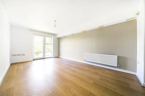 25 Heron Way, Wallington, SM6 9DX