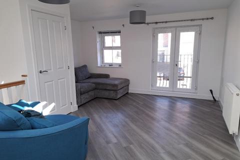 2 bedroom character property to rent, Oulton, Leeds LS26