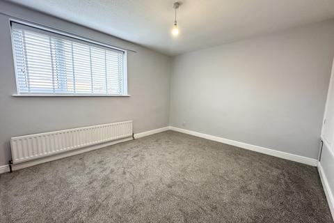 2 bedroom townhouse for sale, Aston Avenue, Bramley