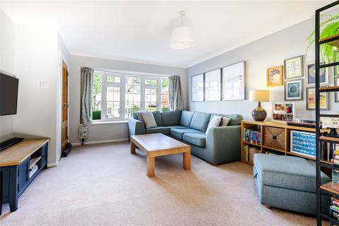 3 bedroom terraced house for sale, York Road, Surrey GU22