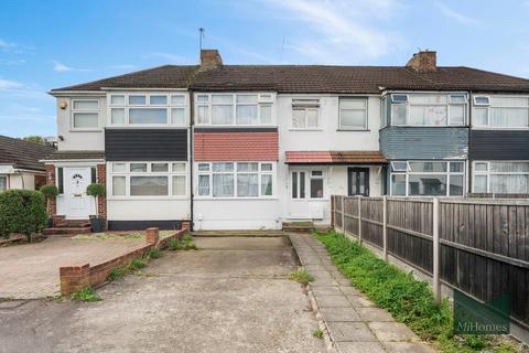 9 Arnold Avenue East, Enfield, EN3 6JB