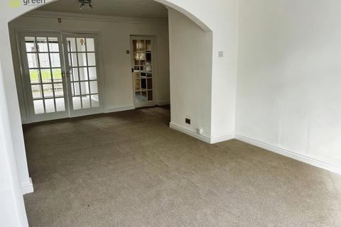 32 Birkenshaw Road, Birmingham, B44 8UH