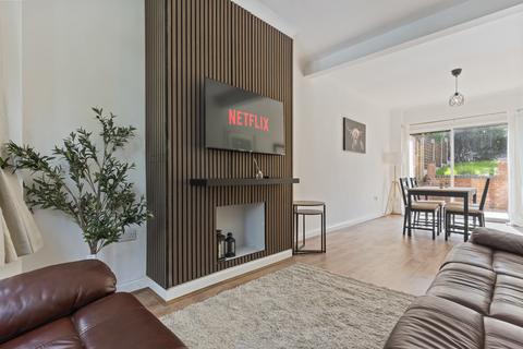 37 Calshot Road, Birmingham, B42 2BS