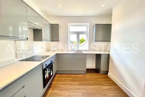 2 bedroom maisonette for sale, High Street, St. Albans AL2