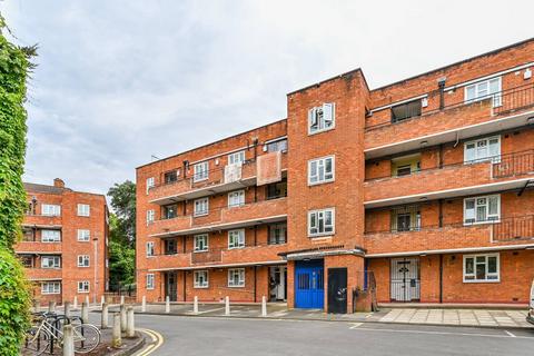 2 bedroom flat for sale, Manor Road, Stoke Newington, London, N16