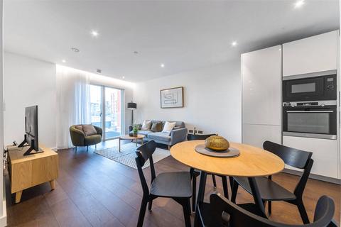 2 bedroom apartment to rent, Kennedy Building, London SW11