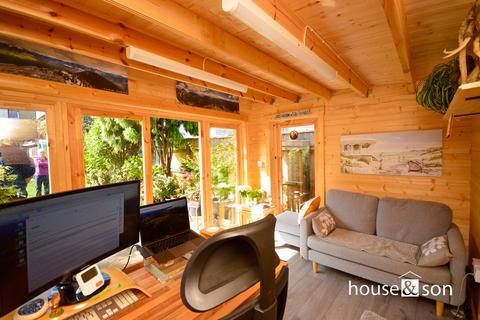 4 bedroom detached house for sale, Leslie Road, Bournemouth